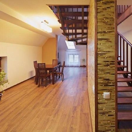 Apartment On Lychakivska Lviv Kültér fotó