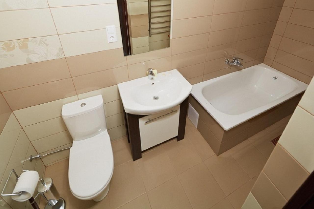 Apartment On Lychakivska Lviv Kültér fotó